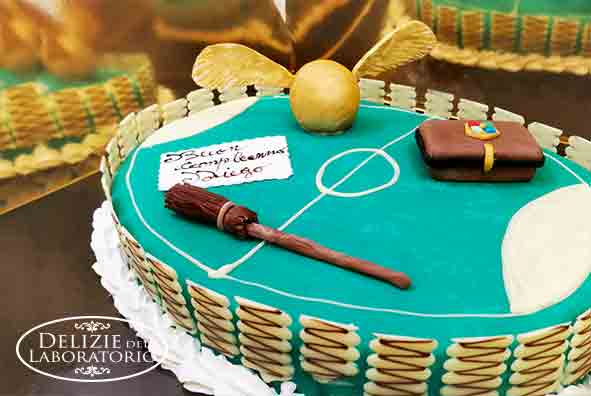 Torta artigianale personalizzata a tema Harry Potter Milano Torta artigianale personalizzata a tema Harry Potter Milano