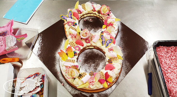 Torta Cream Tart: la Gustosa Moda del Momento